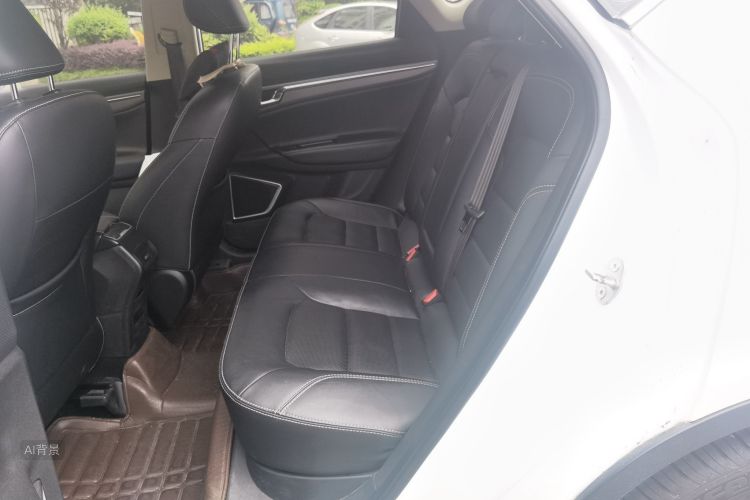 GEELY Emgrand GS 2017 car image #19