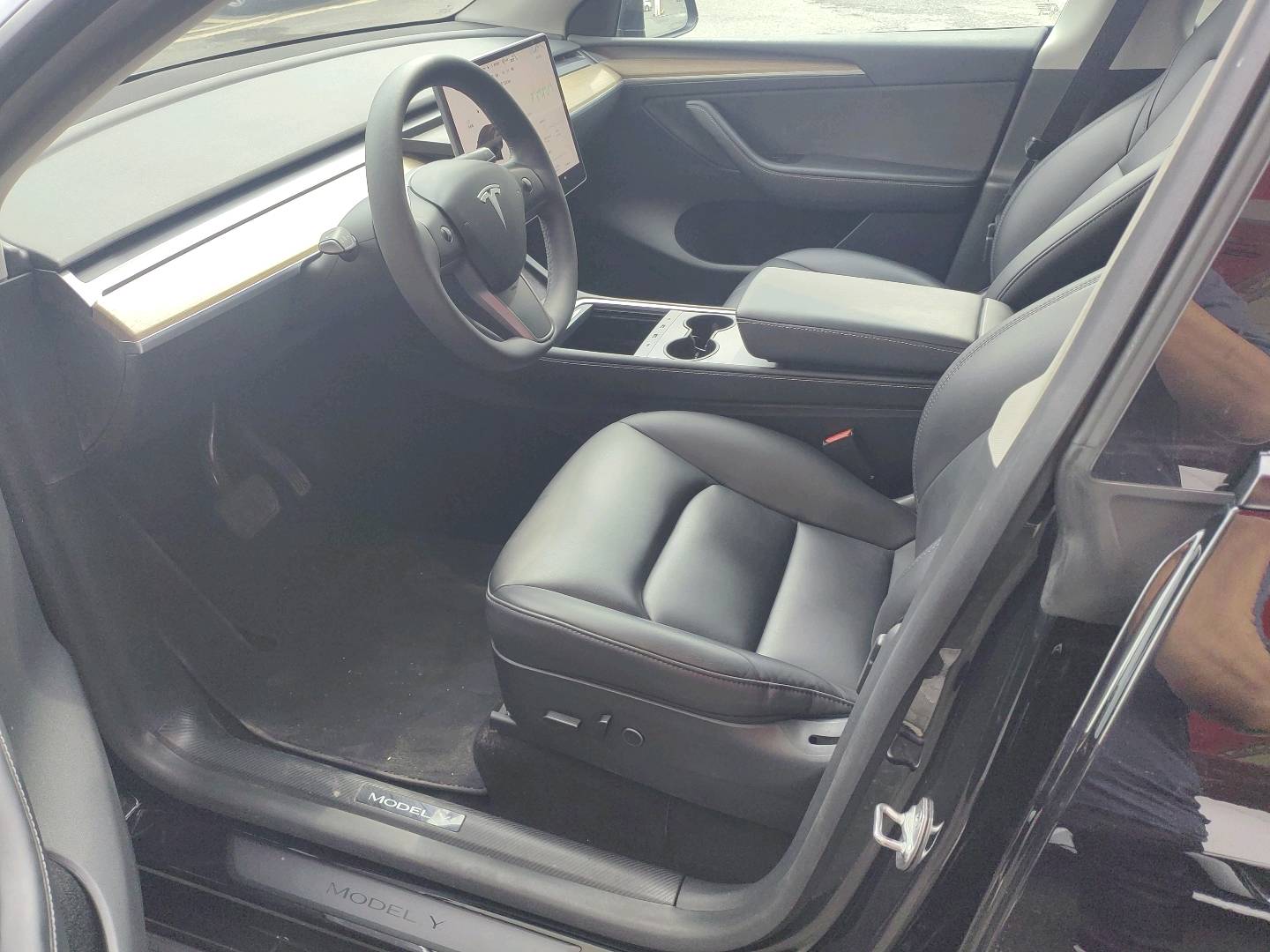 Tesla Model Y 2021 imagen de coche #5