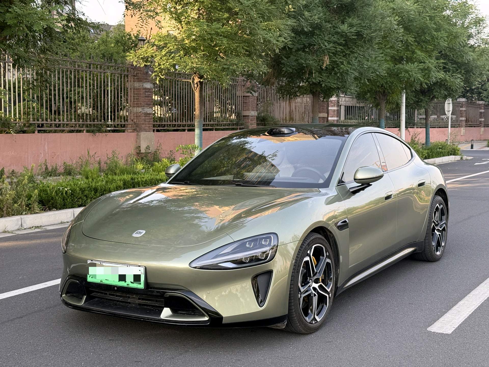 MI SU7 2025 car image 