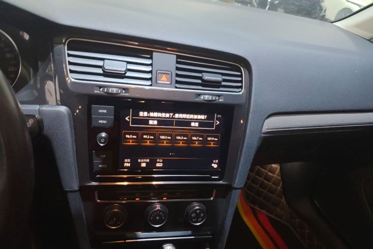 Volkswagen Golf 2019 #13 Volkswagen Golf 2019 car image #13