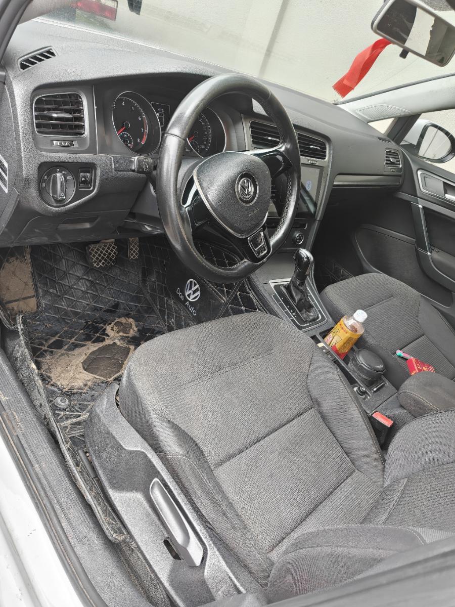 Volkswagen Golf 2016 car image #3