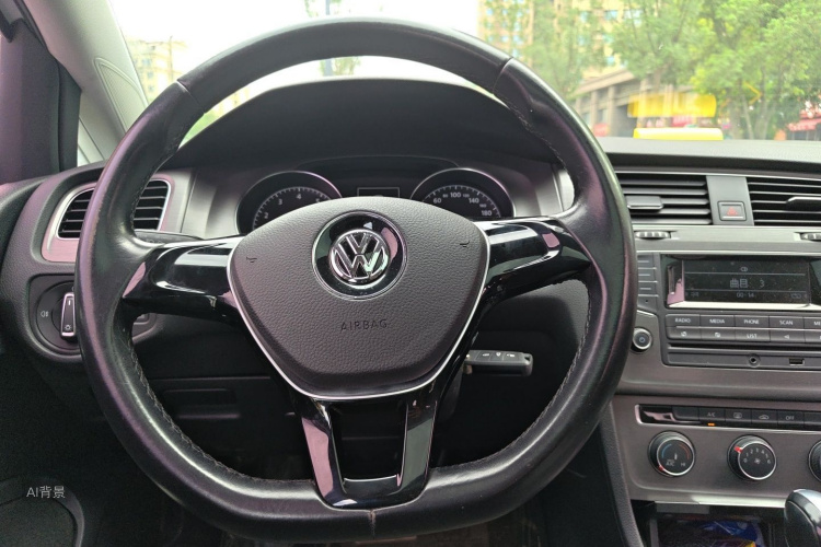 Volkswagen Golf 2015 car image #12