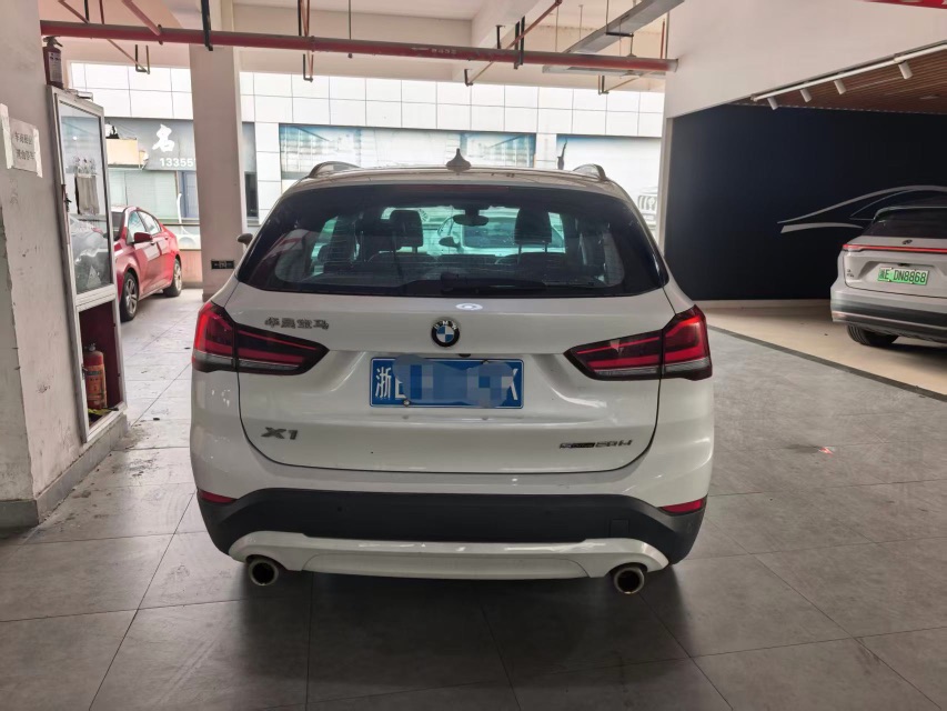 BMW X1 2021 car image #4