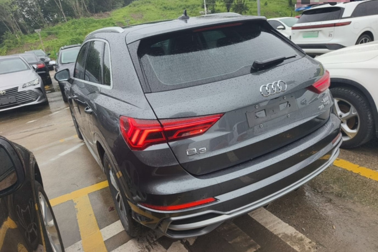 Audi Q3 2021 #5 Audi Q3 2021 car image #5