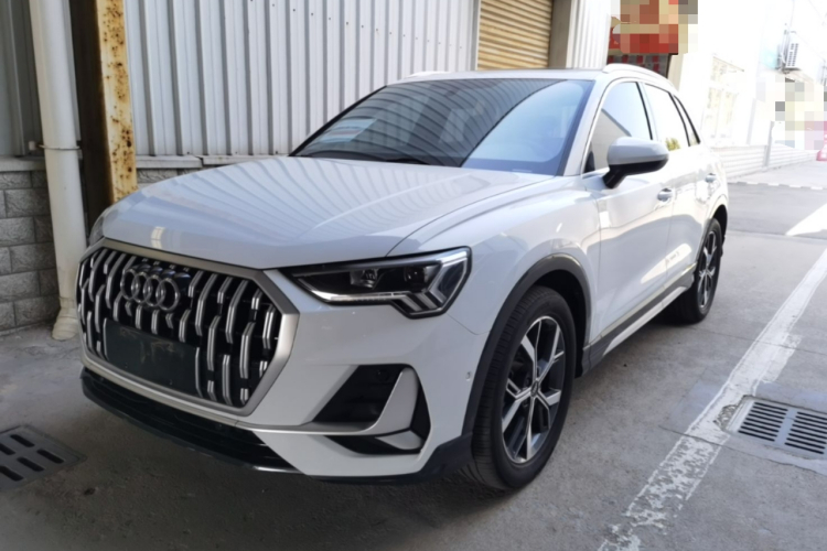 Audi Q3 2023 #2 Audi Q3 2023 car image #2