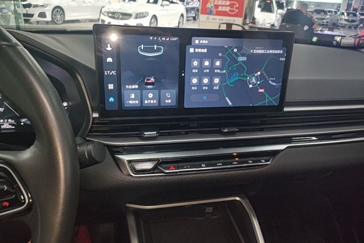 GEELY Emgrand 2024 car image #13