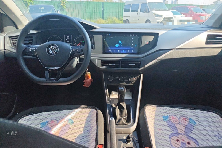 Volkswagen Polo 2021 immagine di auto #11