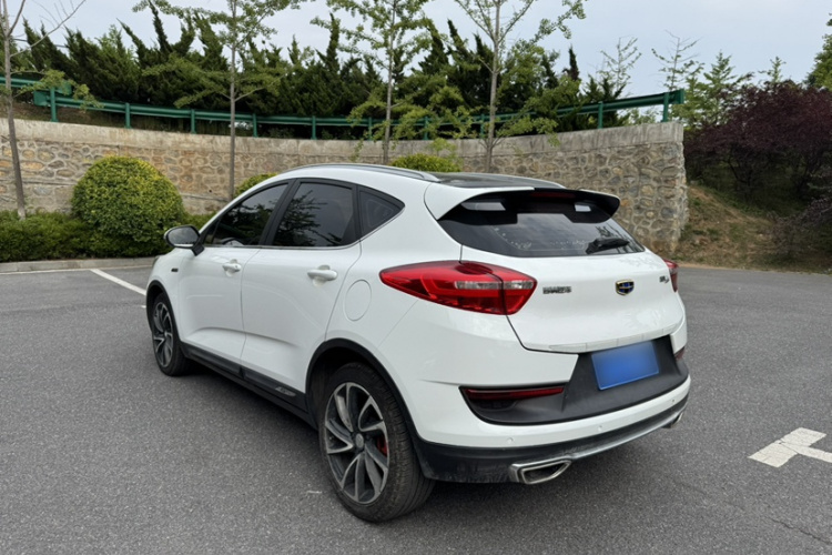 GEELY Emgrand GS 2017 car image #7