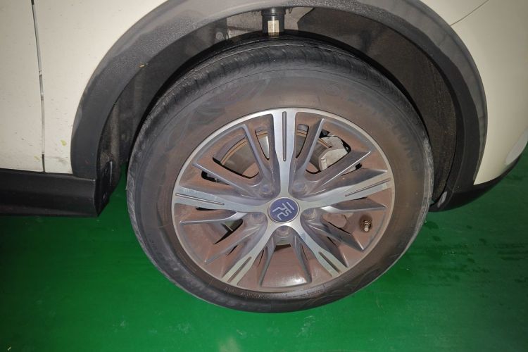 BYD Yuan New Energy 2020 immagine di auto #6