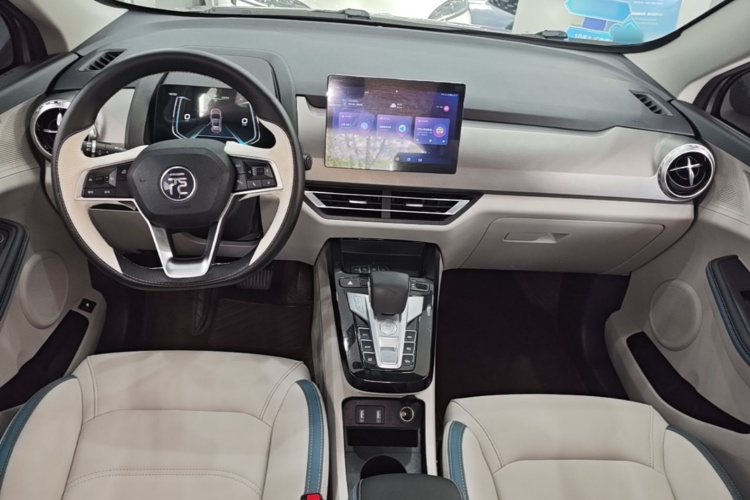 BYD Yuan Pro 2023 #10 BYD Yuan Pro 2023 car image #10