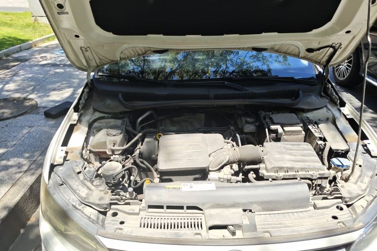 Volkswagen Polo 2019 car image #28