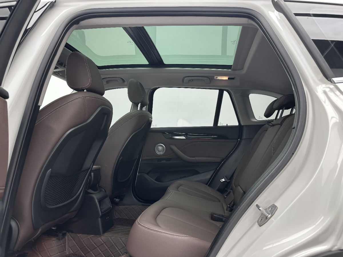 BMW X1 2022 #6 BMW X1 2022 صورة سيارة #6