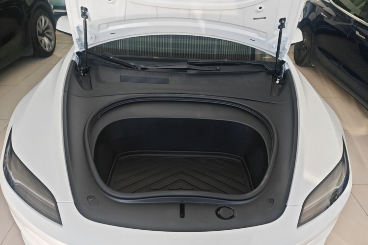 2026 #20 2026 immagine di auto #20