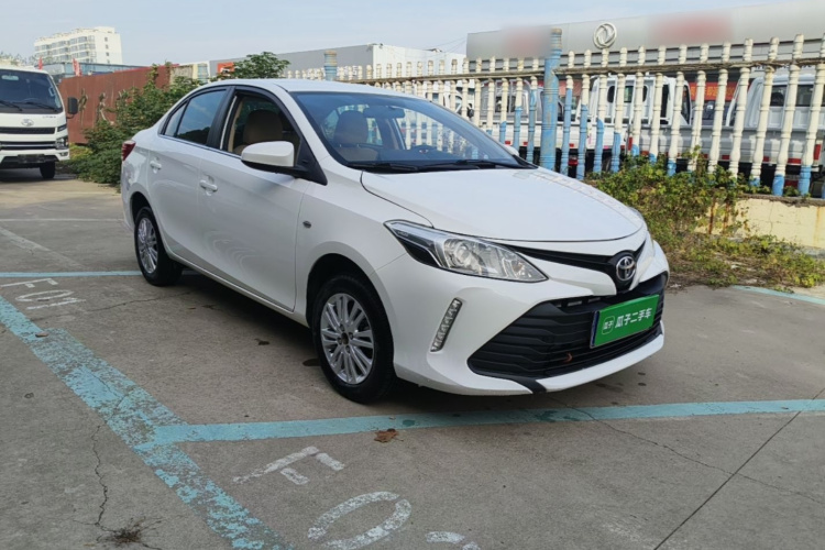 Toyota Vios 2017 immagine di auto #4