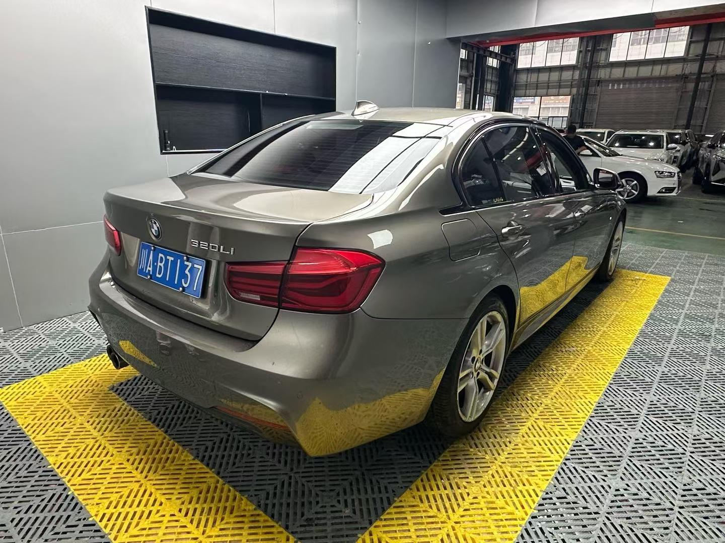 BMW 3 Series 2018 #4 BMW 3 Series 2018 car image #4