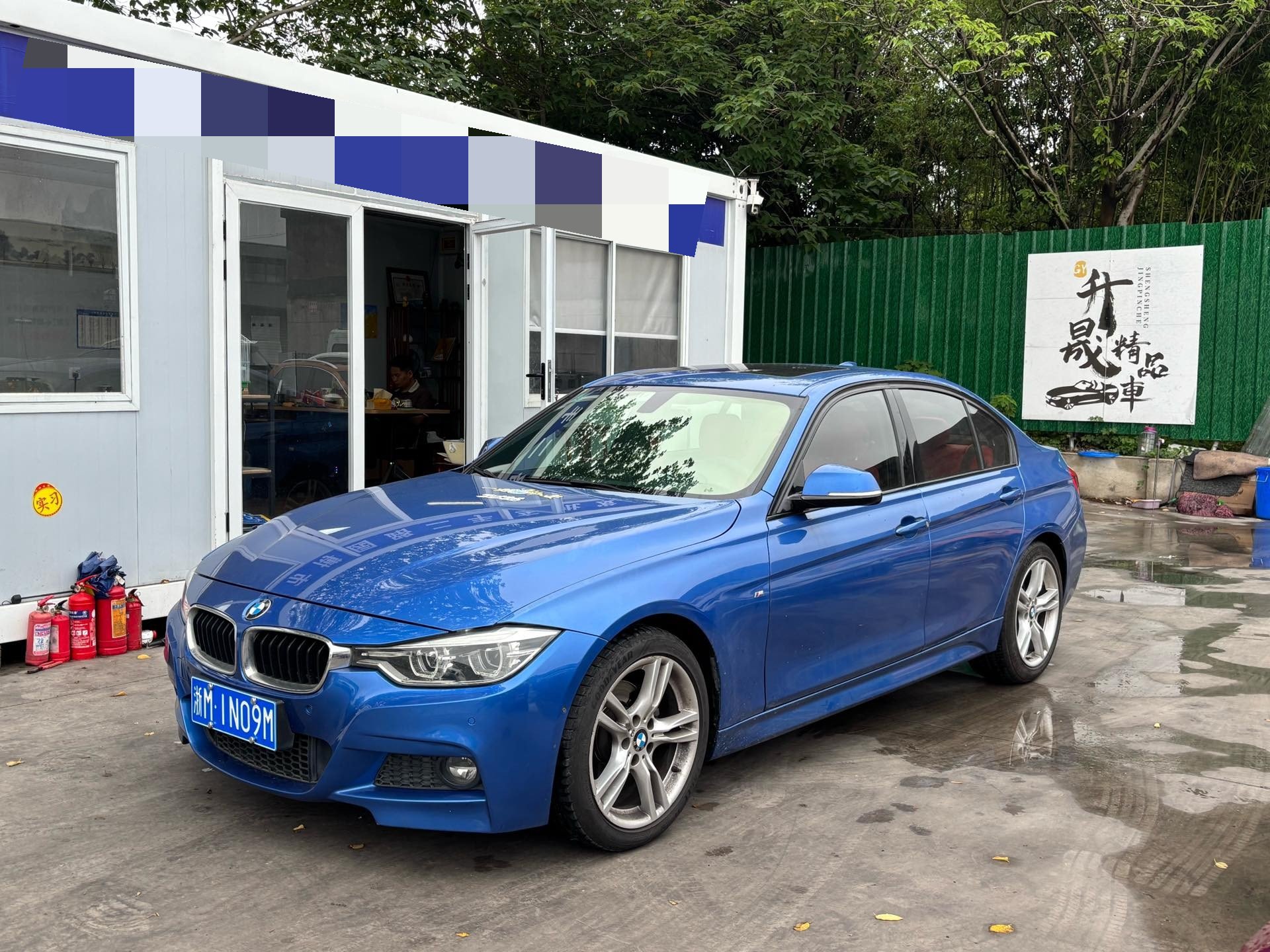 BMW 3 Series 2018 BMW 3 Series 2018 car image