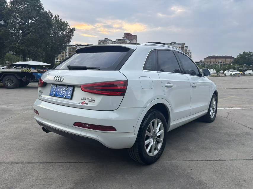 Audi Q3 (Imported) 2013 #6 Audi Q3 (Imported) 2013 car image #6