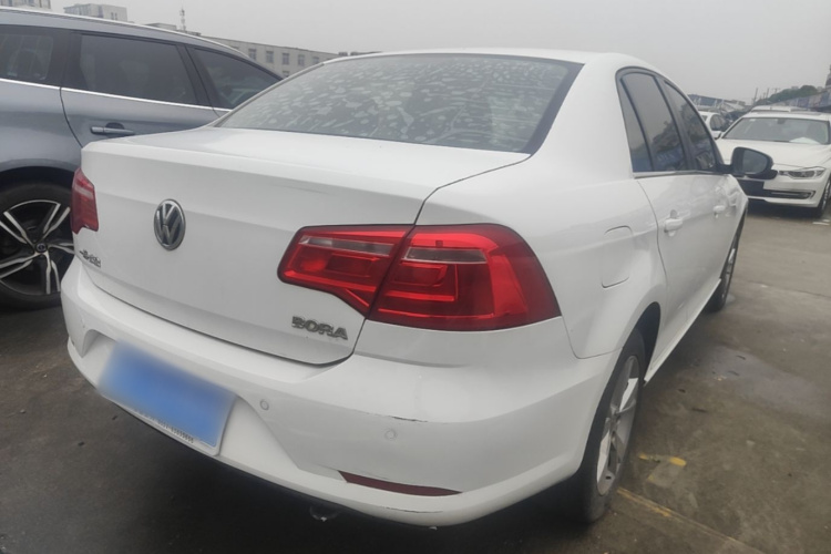 Volkswagen Bora 2016 immagine di auto #7