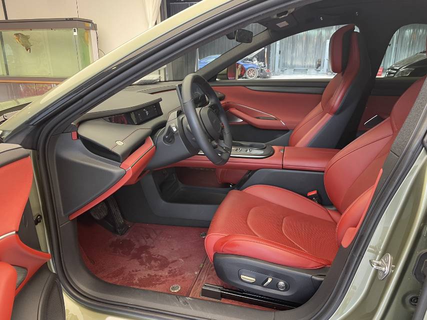 2024 car image #7