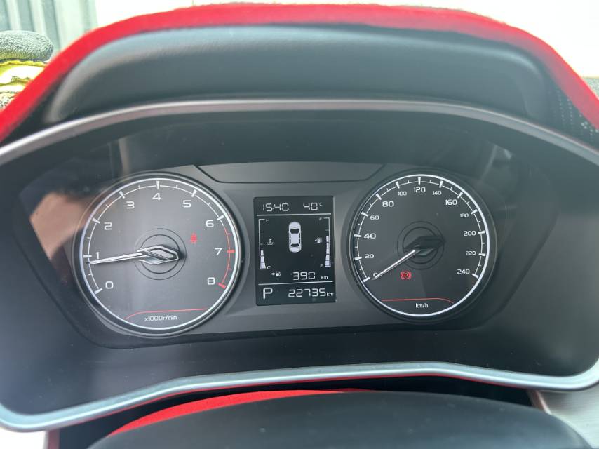 GEELY Coolray 2025 car image #3