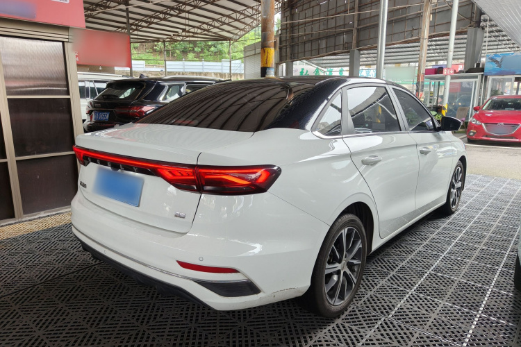 GEELY Emgrand 2023 car image #7