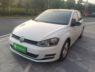 Volkswagen Golf 2017 Volkswagen Golf 2017 car image