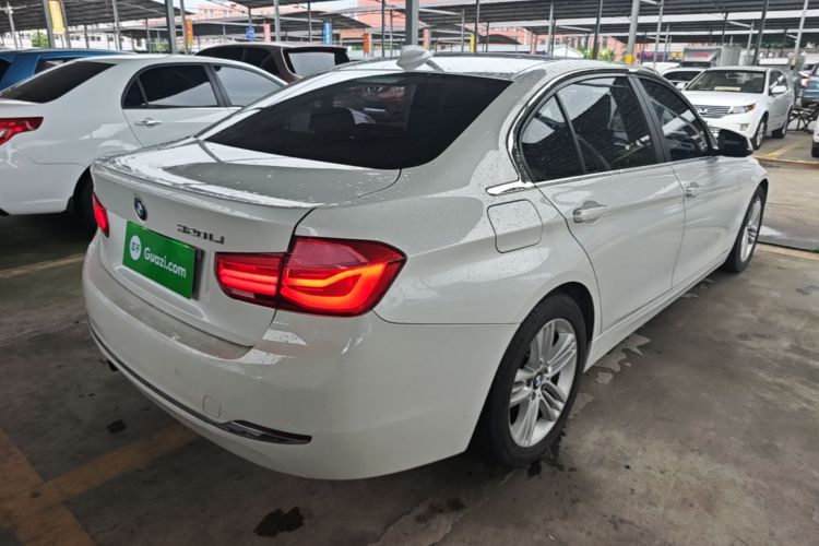 BMW 3 Series 2017 #7 BMW 3 Series 2017 car image #7