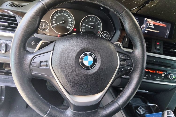 BMW 3 Series 2015 car image #15
