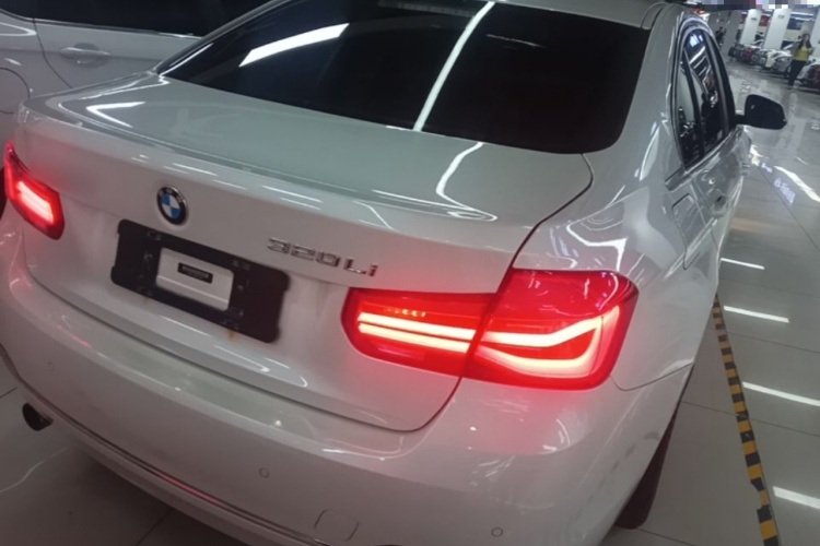 BMW 3 Series 2016 #4 BMW 3 Series 2016 car image #4