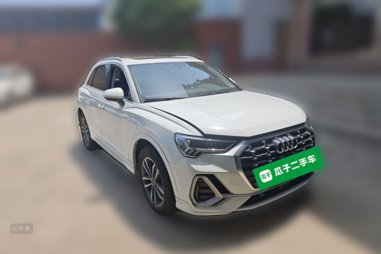 Audi Q3 2020 car image #4