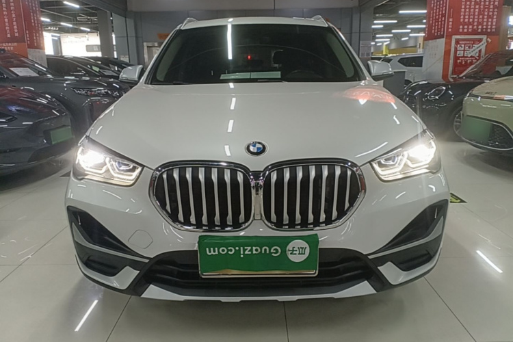 BMW X1 2022 #3 BMW X1 2022 car image #3