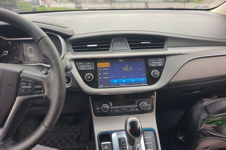 GEELY Emgrand GS 2016 #13 GEELY Emgrand GS 2016 immagine di auto #13