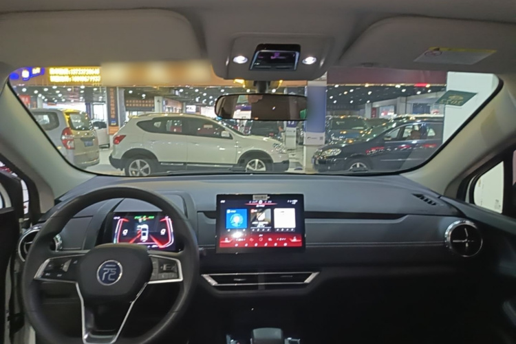 BYD Yuan New Energy 2020 car image #10