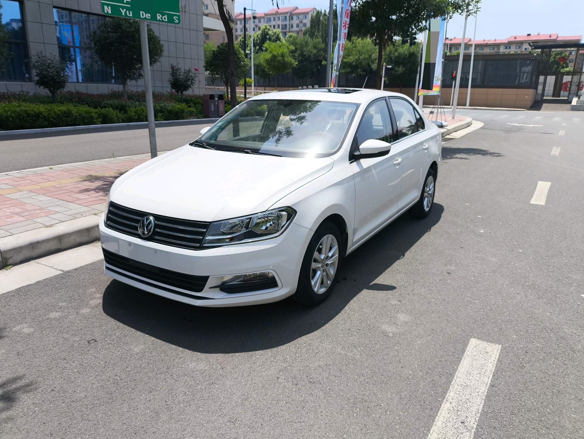 Volkswagen Santana 2019 car image 