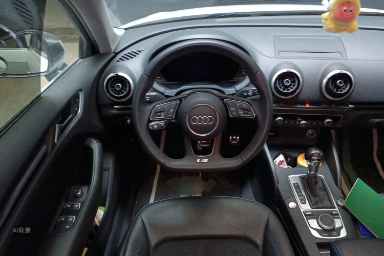 Audi A3 2019 car image #12