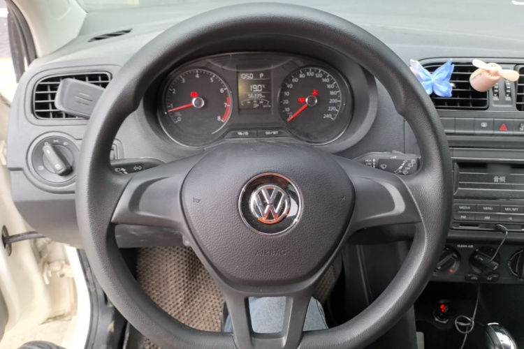 Volkswagen Polo 2019 #11 Volkswagen Polo 2019 car image #11