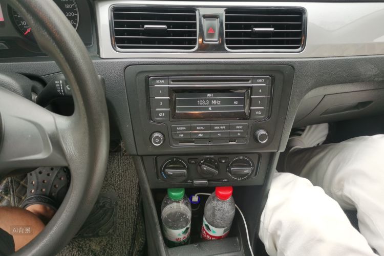 Volkswagen Santana 2016 car image #15