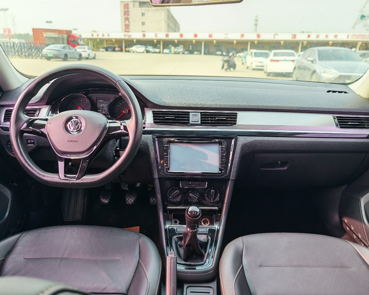 Volkswagen Bora 2016 صورة سيارة #5