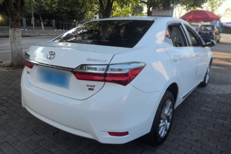 Toyota Corolla 2017 #7 Toyota Corolla 2017 car image #7