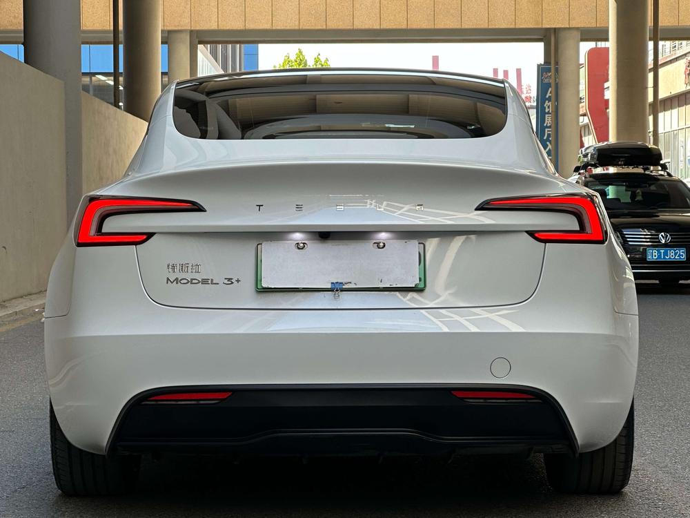 Tesla Model 3 2025 #4 Tesla Model 3 2025 car image #4