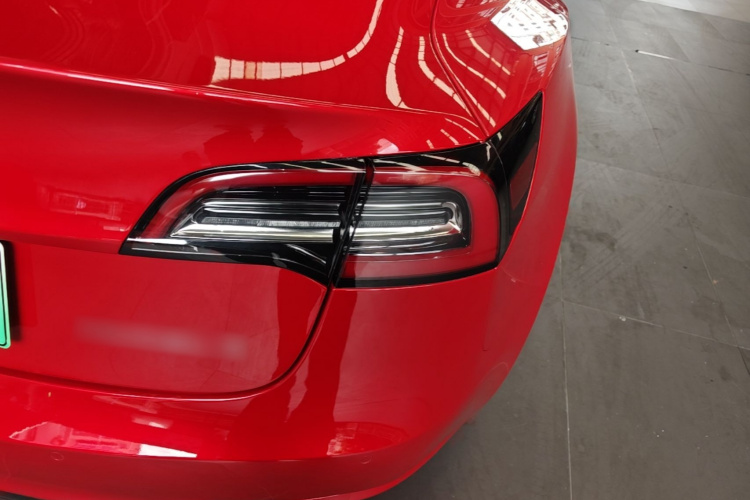 Tesla Model 3 2020 car image #8