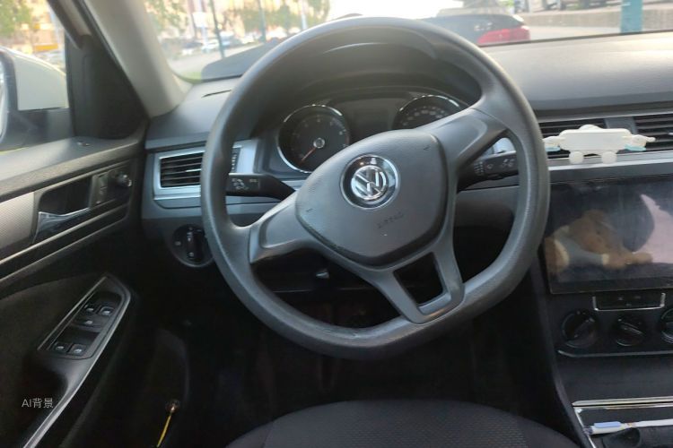 Volkswagen Bora 2016 car image #12