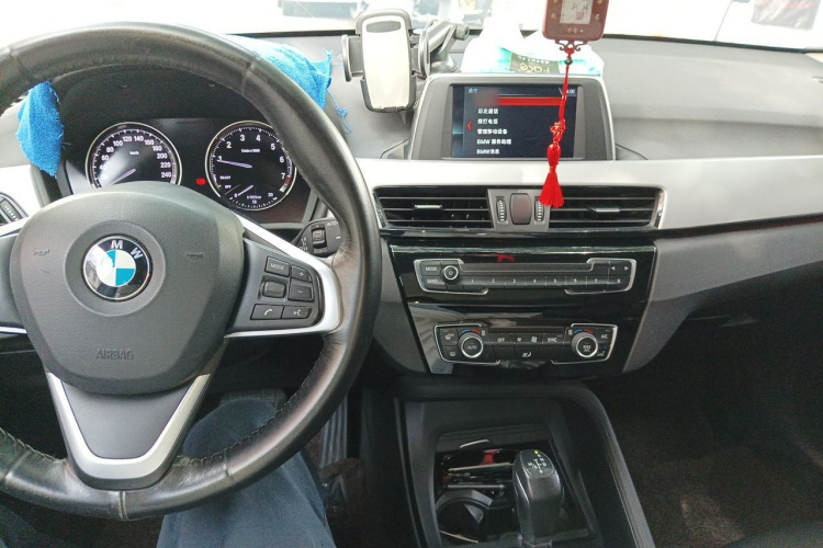 BMW X1 2019 #12 BMW X1 2019 immagine di auto #12