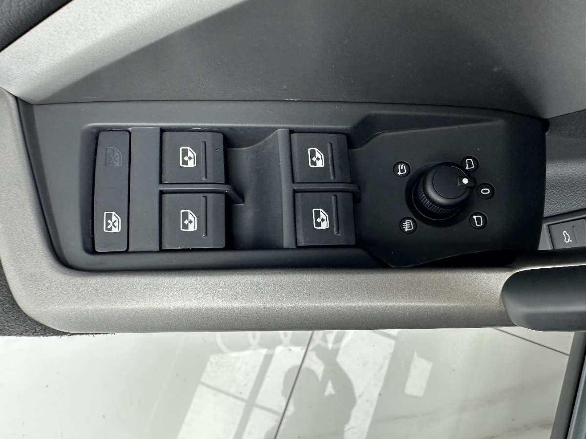 Audi Q3 2022 #12 Audi Q3 2022 car image #12