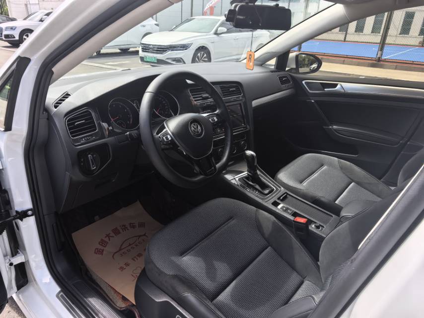Volkswagen Golf 2019 #4 Volkswagen Golf 2019 car image #4