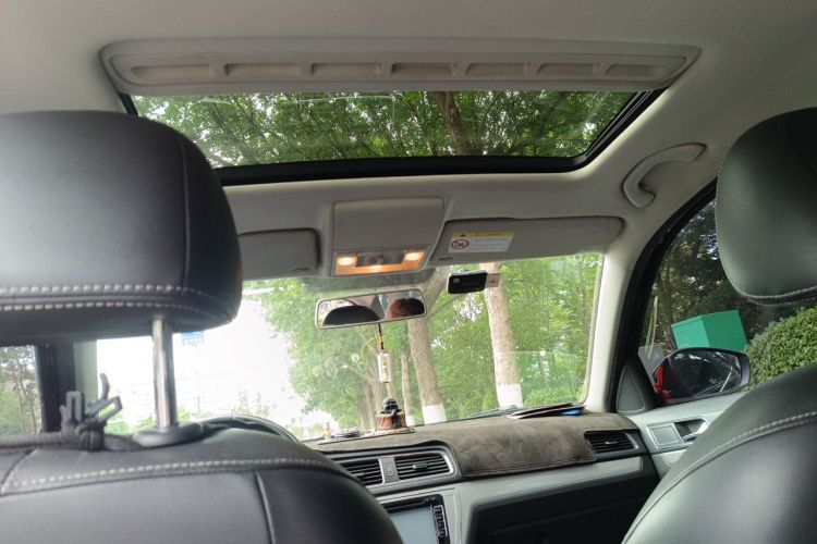 Volkswagen Lavida 2015 car image #16
