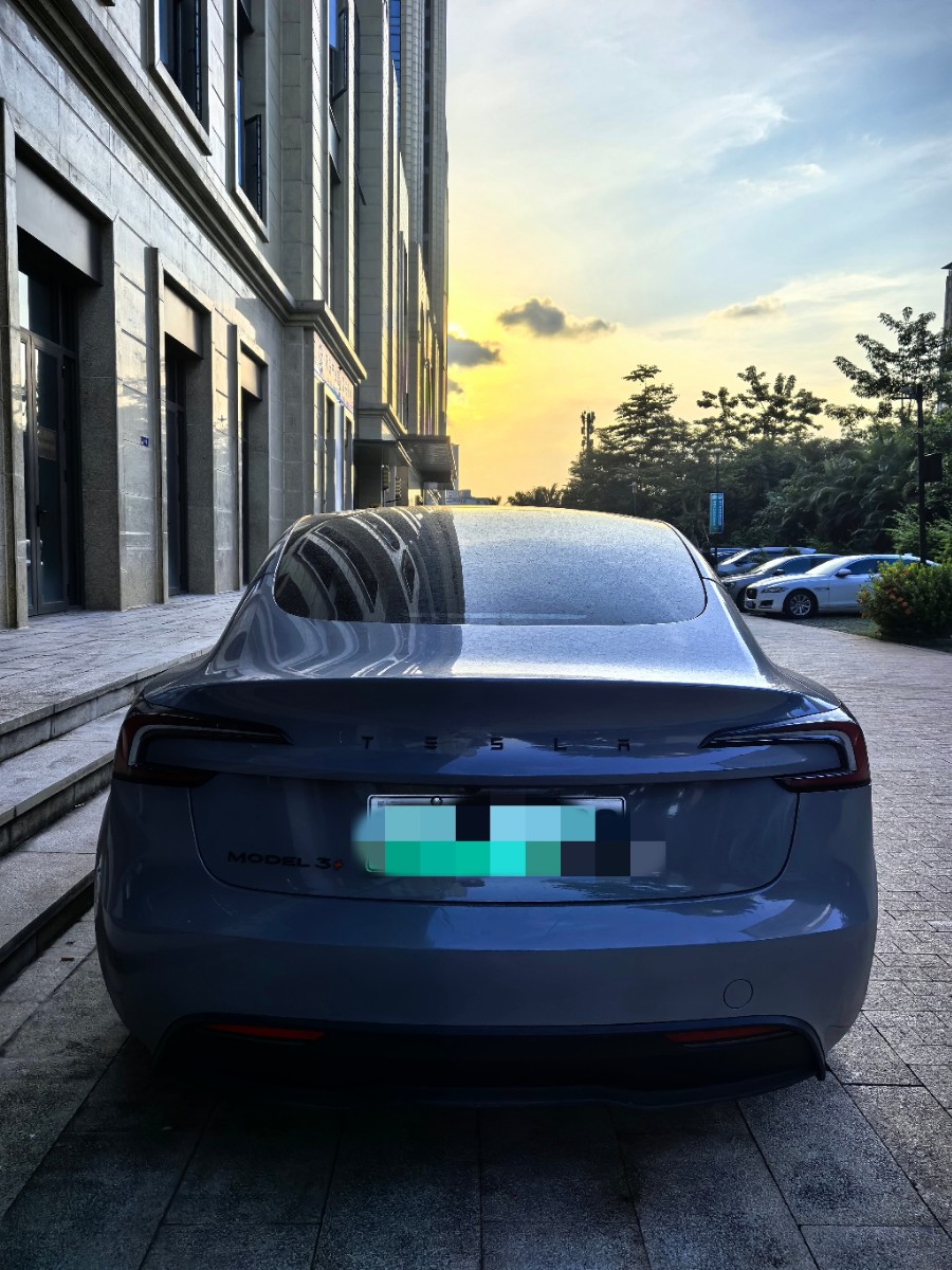 Tesla Model 3 2023 #4 Tesla Model 3 2023 car image #4