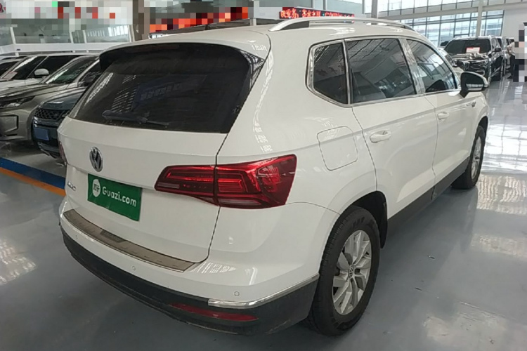 Volkswagen Tharu 2020 car image #7