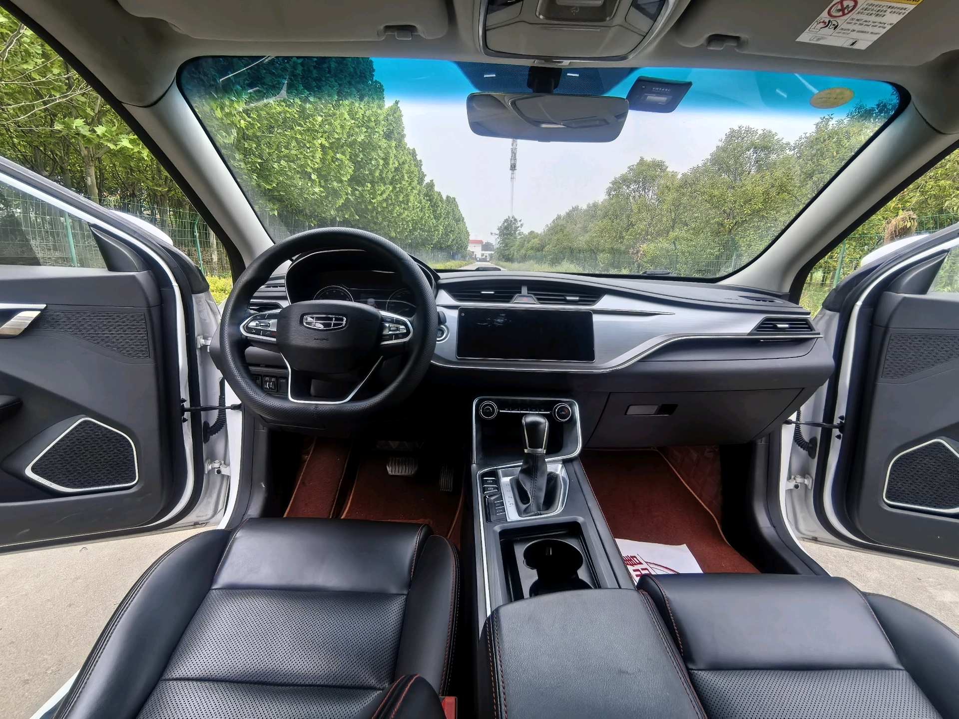 GEELY Binray 2019 car image #9