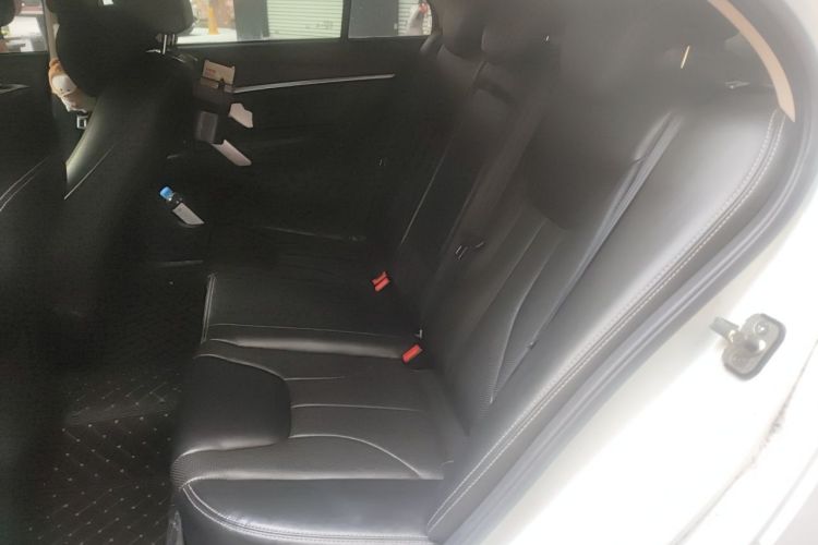 GEELY Emgrand 2016 car image #10